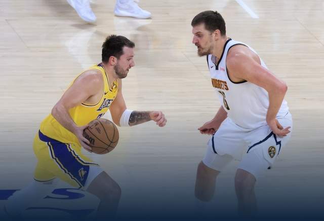 开云体育在线下载-湖人险胜掘金的庆功宴，14中1的穆雷不到场，东契奇不敢动筷子